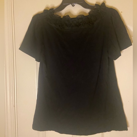 Ann Taylor Loft basic black ruffle neckline short sleeve top. - Picture 5 of 6
